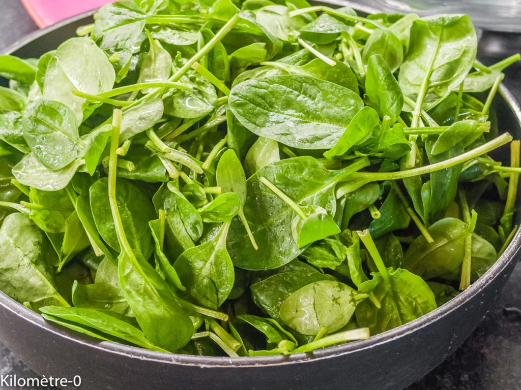 Roulé aux épinards et au fromage ail et fines herbes - Étape 1