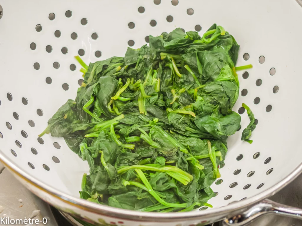 Roulé aux épinards et au fromage ail et fines herbes - Étape 3