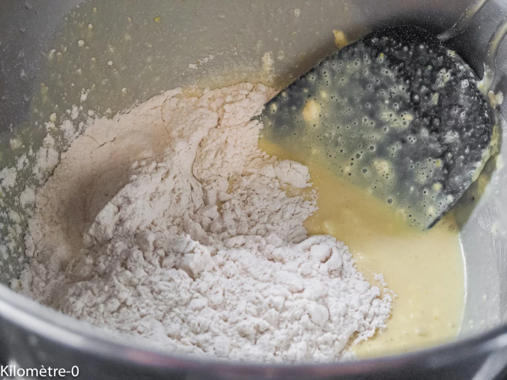 Gâteau moelleux au citron facile - Étape 7