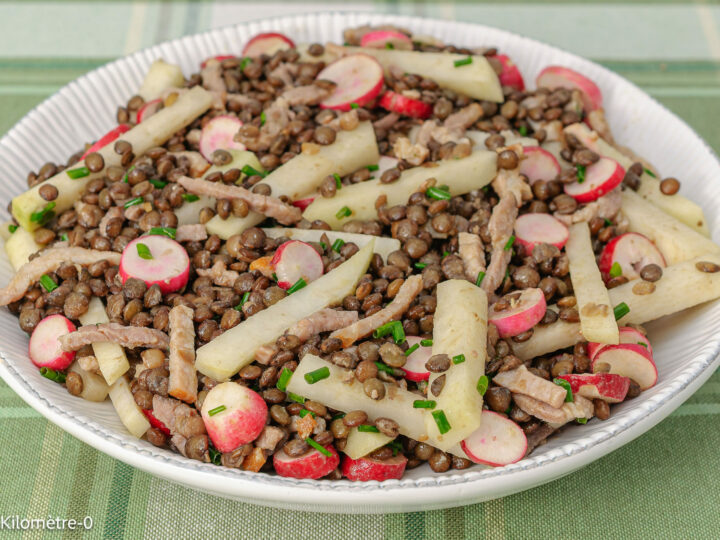 Salade de lentilles au chou rave, jambon et radis : étape 10 — Servez tiède ou frais.