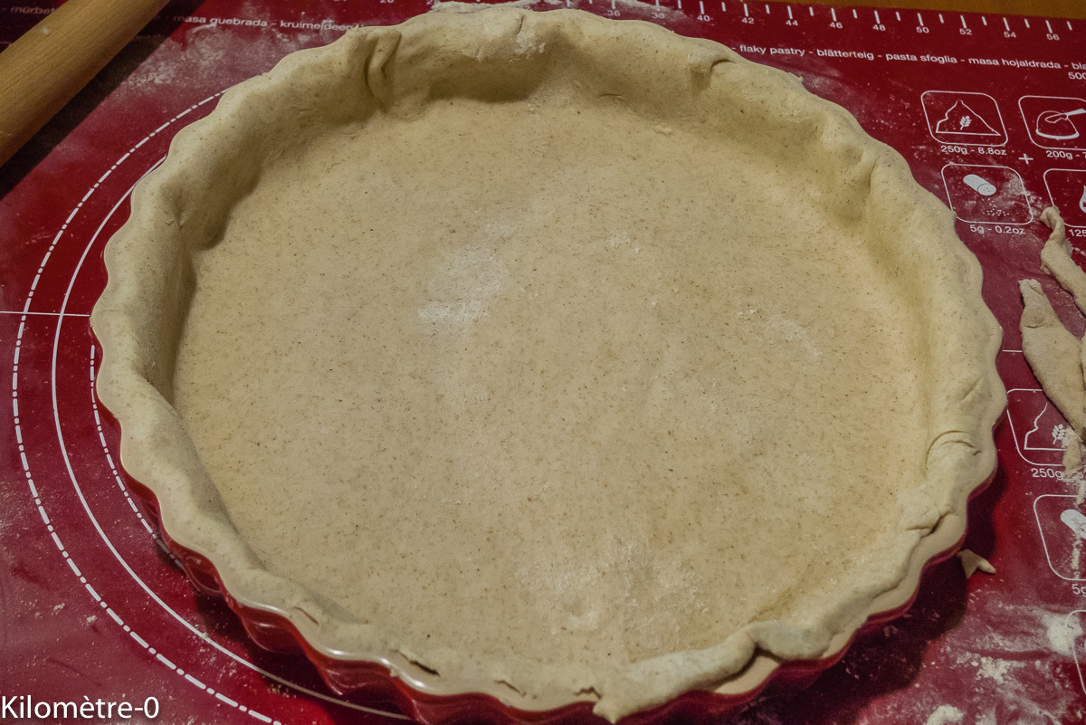 Photo de recette de pâte brisée très facile, inratable, bio de Kilomètre-0, blog de cuisine réalisée à partir de produits de saison et issus de circuits courts