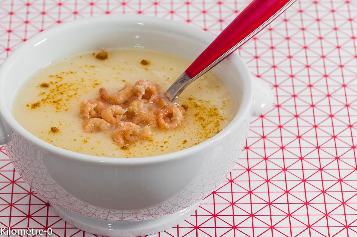 Photo de recette de velouté, soupe, céleri, curry, épices, crevettes, facile, rapide, hiver de Kilomètre-0, blog de cuisine réalisée à partir de produits de saison et issus de circuits courts