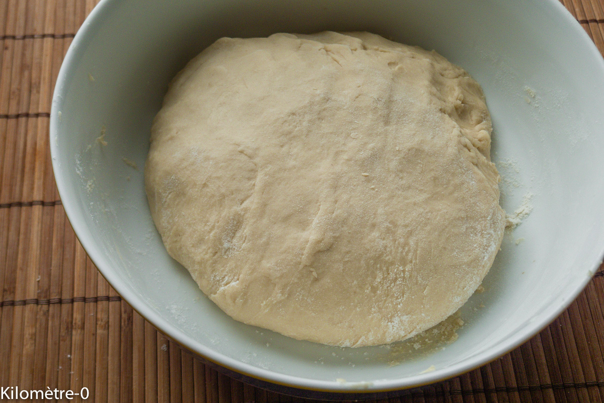 Photo de recette de brioche fourrée aux pommes Kilomètre-0, blog de cuisine réalisée à partir de produits locaux et issus de circuits courts