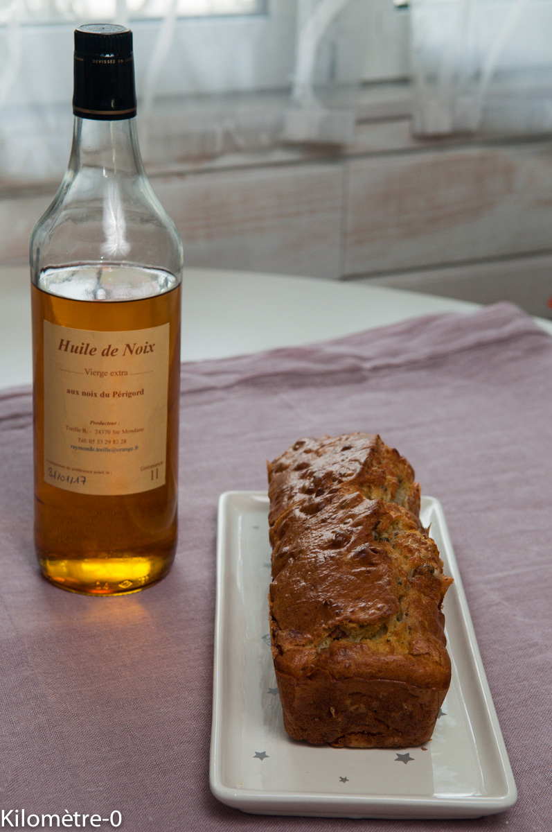 Cake roquefort, noix et jambon sec — étape 1