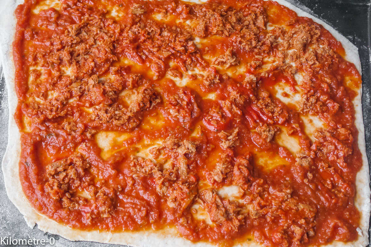 image de pizza maison facile, légère, italienne