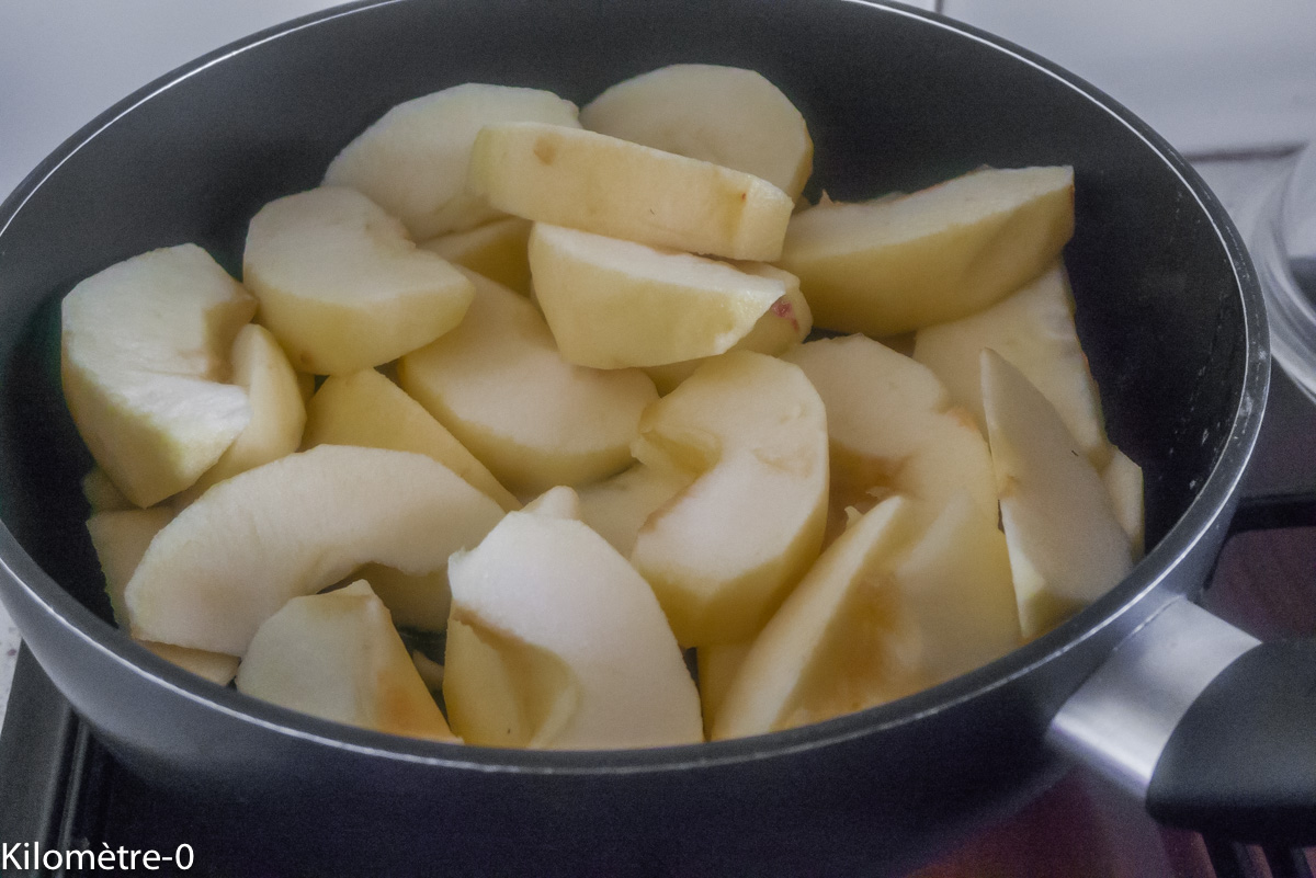 Corolle de boudins blancs aux pommes — étape 1