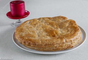 Photo de recette de Galette des rois poires chocolat, fruits, facile, maison de Kilomètre-0, blog de cuisine réalisée à partir de produits locaux et issus de circuits courts