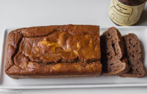 Photo de recette de gâteau à la crème de pruneaux de Kilomètre-0, blog de cuisine réalisée à partir de produits locaux et issus de circuits courts
