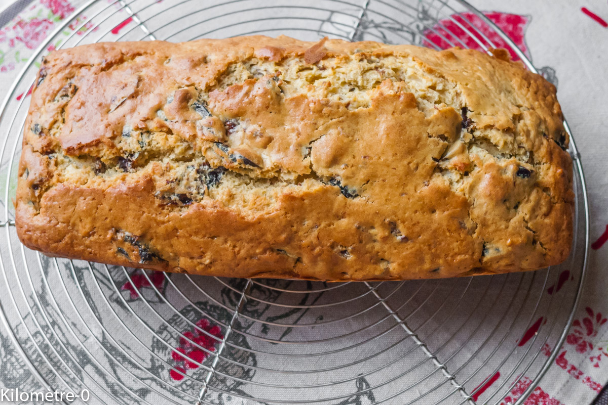Photo de recette de gâteau du matin aux pruneaux de Kilomètre-0, blog de cuisine réalisée à partir de produits locaux et issus de circuits courts