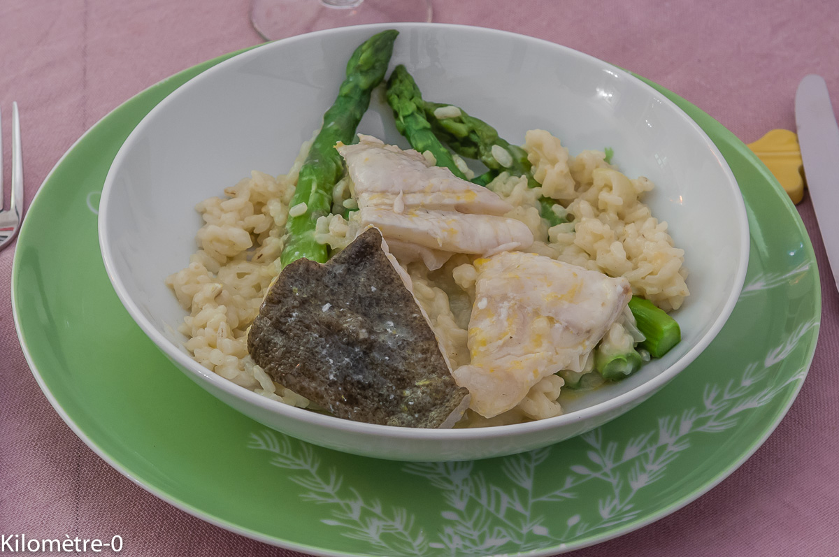 Photo de recette légère, facile, rapide, bio,  de turbot au risotto et asperges vertes de Kilomètre-0, blog de cuisine réalisée à partir de produits locaux et issus de circuits courts