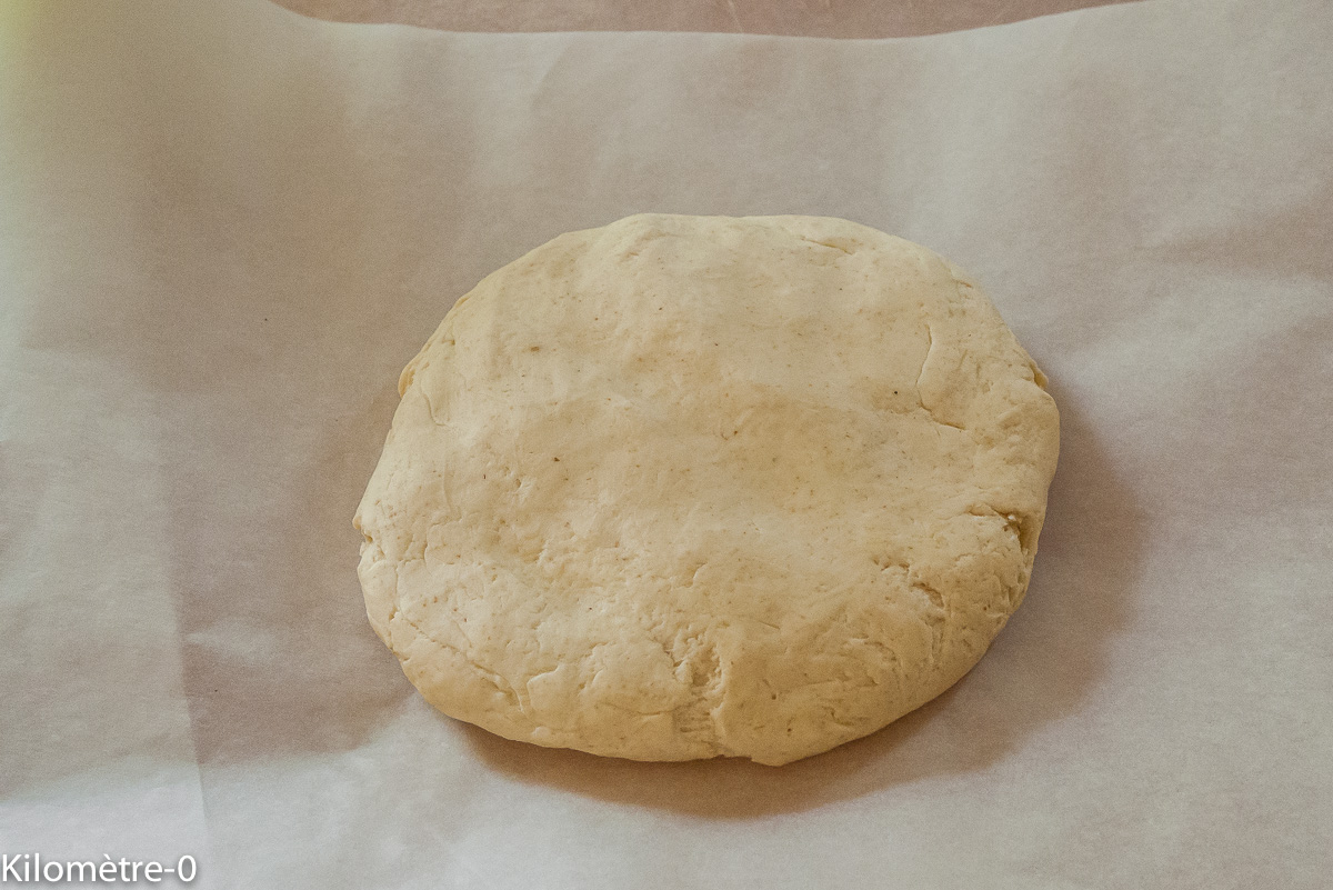 Photo de recette de pâte brisée croustillante légère de Kilomètre-0, blog de cuisine réalisée à partir de produits locaux et issus de circuits courts