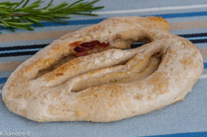 Photo de recette de fougasse parmesan jambon de Kilomètre-0, blog de cuisine réalisée à partir de produits locaux et issus de circuits courts