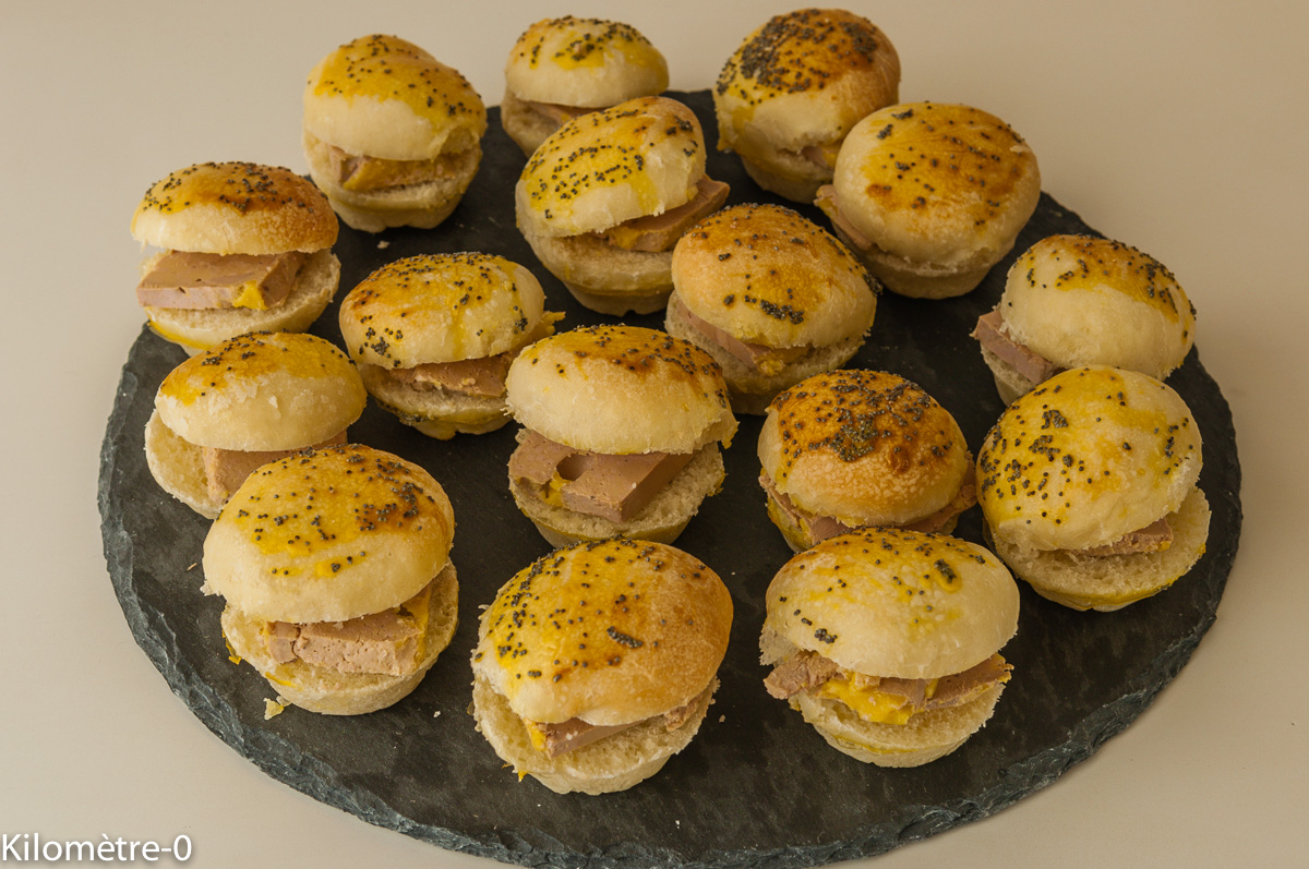 Photo de recette  facile, rapide, légère, apéro de mini hamburger foie gras de  Kilomètre-0, blog de cuisine réalisée à partir de produits locaux et issus de circuits courts