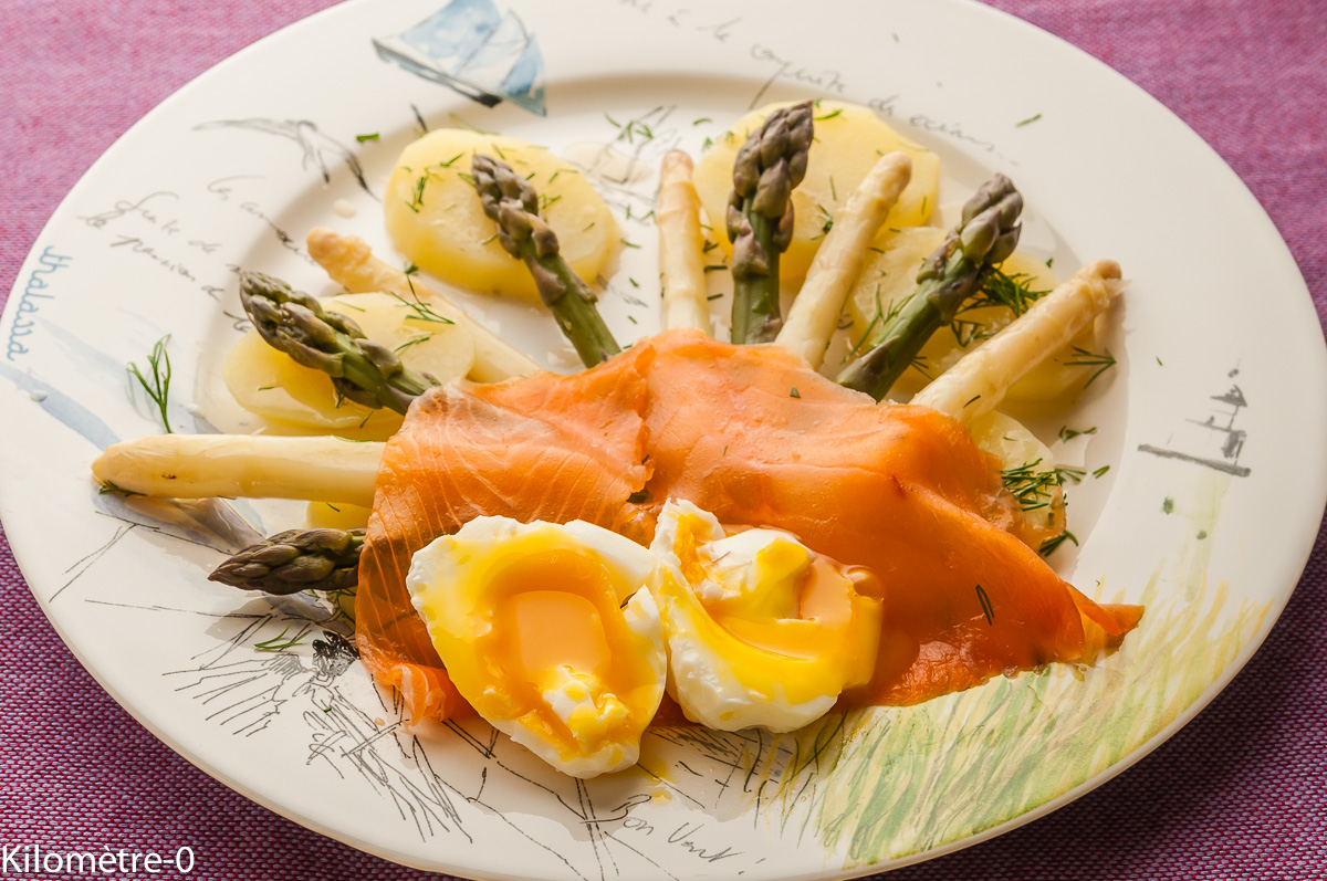 Salade De Pomme De Terre Aux Deux Asperges Et Truite Fumee