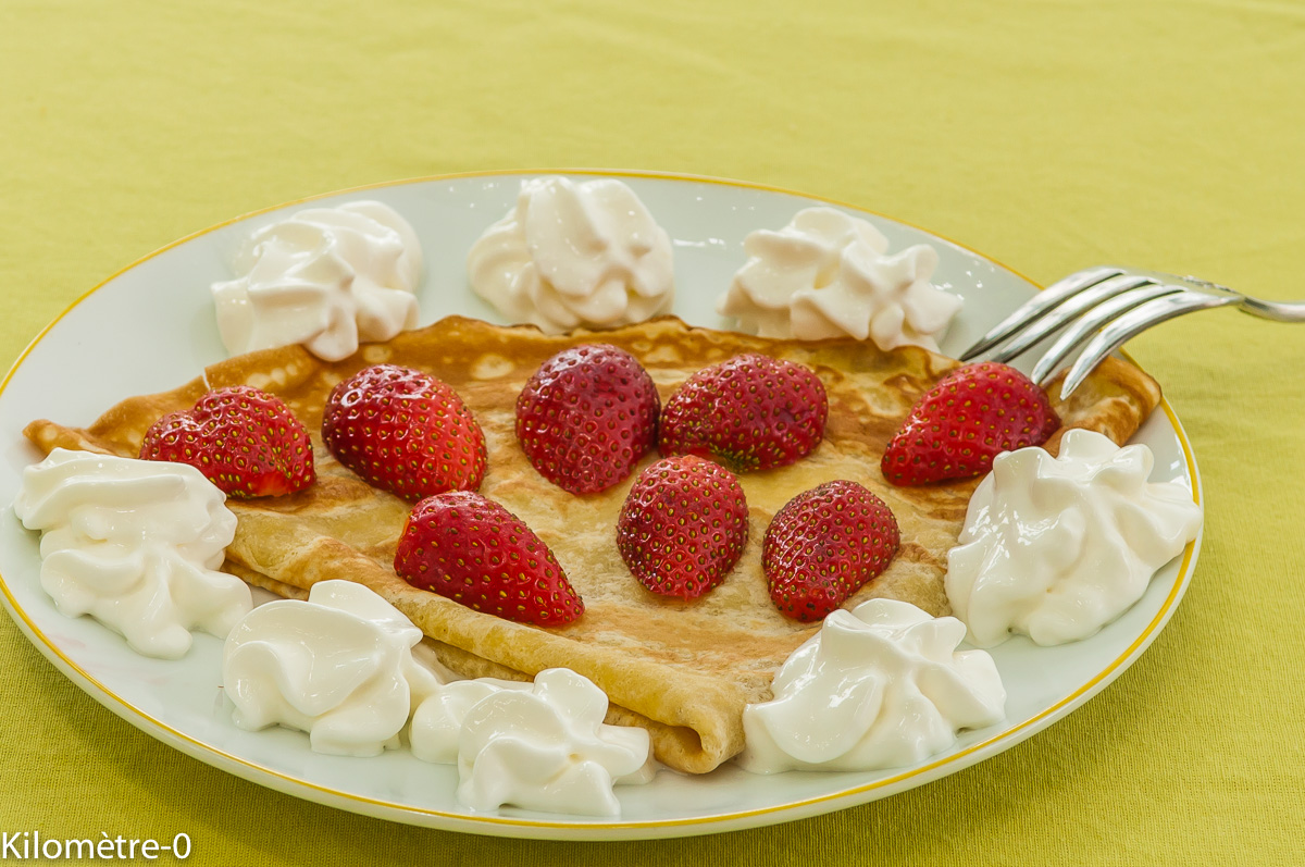 Photo de recette de crêpes de friases chantilly de Kilomètre-0, blog de cuisine réalisée à partir de produits locaux et issus de circuits courts