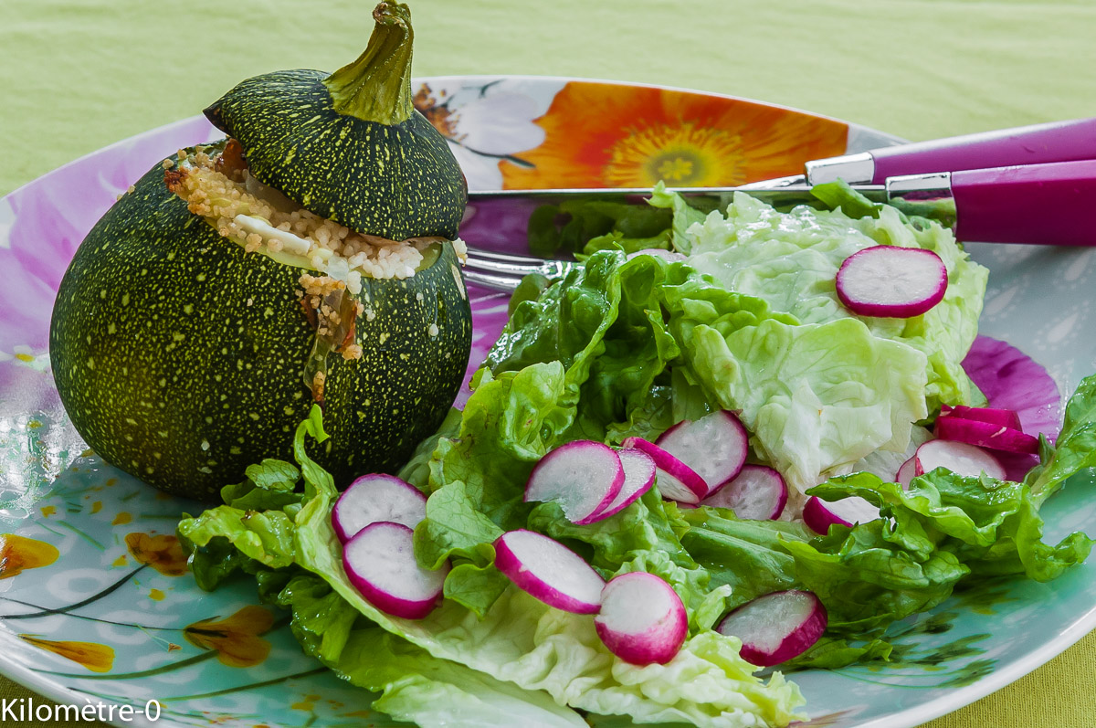Photo de recette de courgettes farcies de Kilomètre-0, blog de cuisine réalisée à partir de produits locaux et issus de circuits courts