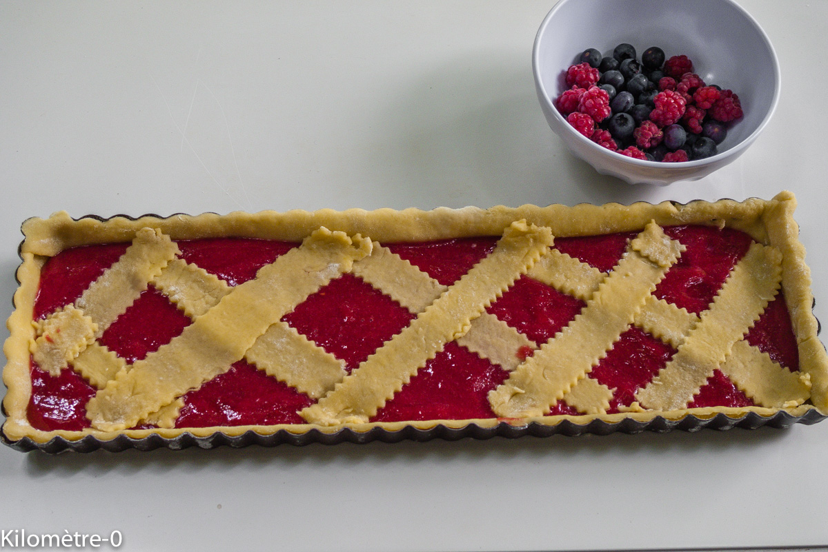 Photo de recette de tarte framboises de Kilomètre-0, blog de cuisine réalisée à partir de produits locaux et issus de circuits courts