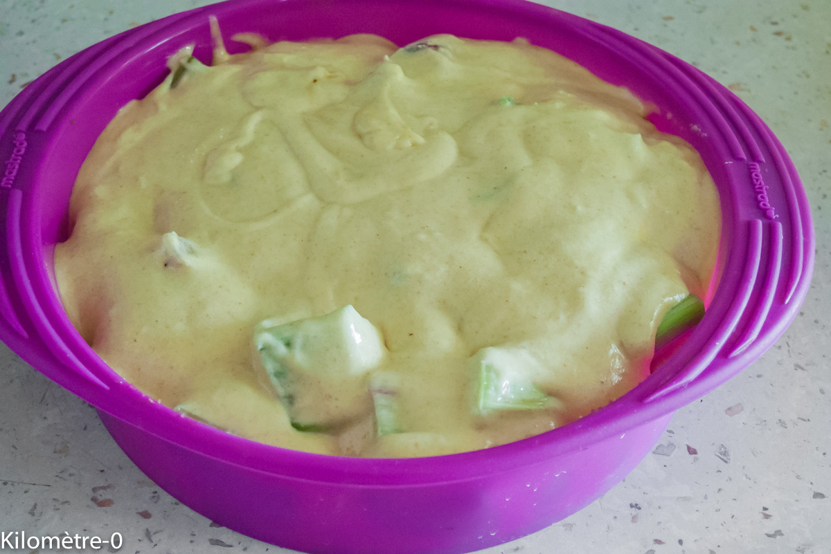 Photo de recette de gâteau tatin facile rhubarbe léger de Kilomètre-0, blog de cuisine réalisée à partir de produits locaux et issus de circuits courts