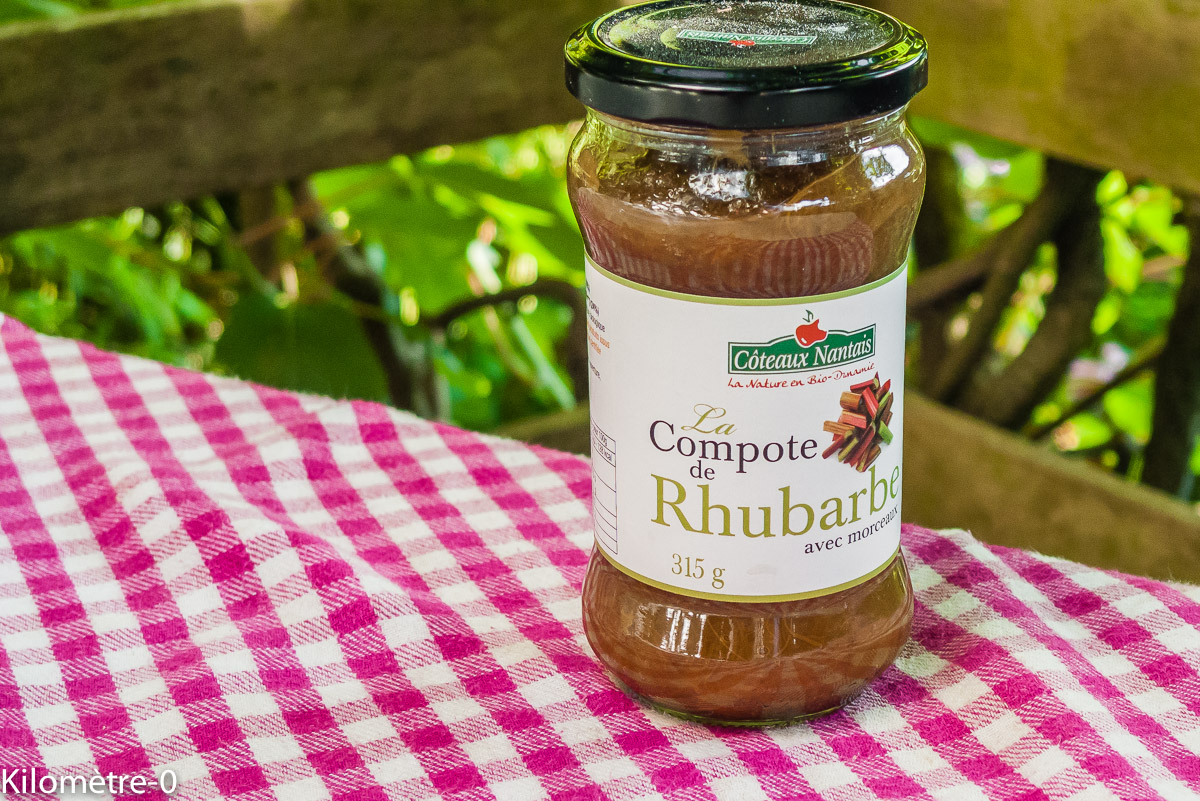 Photo de recette de rhubarbe de Kilomètre-0, blog de cuisine réalisée à partir de produits locaux et issus de circuits courts