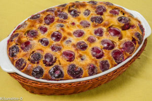 Photo de recette de clafoutis cerise, facile, léger, rapide de Kilomètre-0, blog de cuisine réalisée à partir de produits locaux et issus de circuits courts