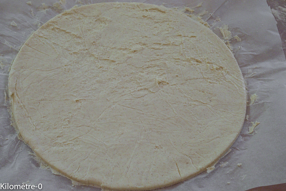 Photo de recette de pâte brisée croustillante facile, légère et rapide de Kilomètre-0, blog de cuisine réalisée à partir de produits locaux et issus de circuits courts