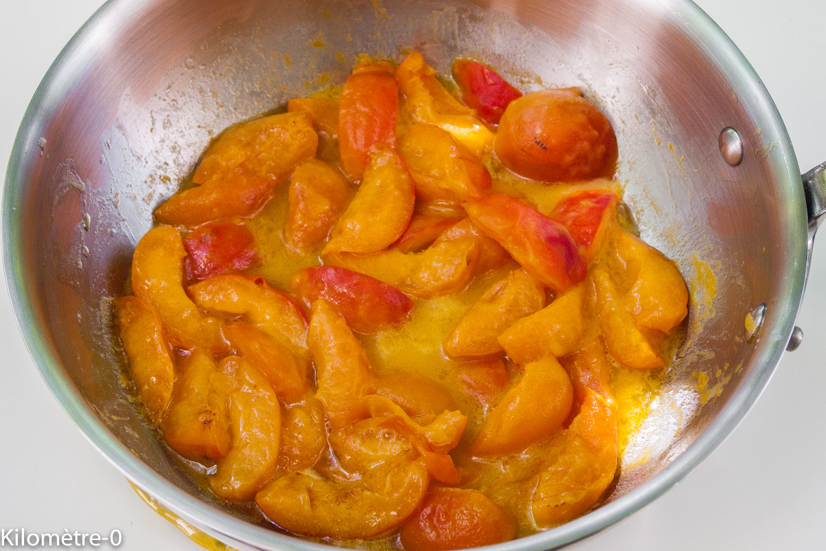 Photo de recette de crêpe gâteau flamusse aux abricots facile, rapide, léger deKilomètre-0, blog de cuisine réalisée à partir de produits locaux et issus de circuits courts