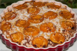 Photo de recette de gâteau d'abricots aux amandes de Kilomètre-0, blog de cuisine réalisée à partir de produits locaux et issus de circuits courts