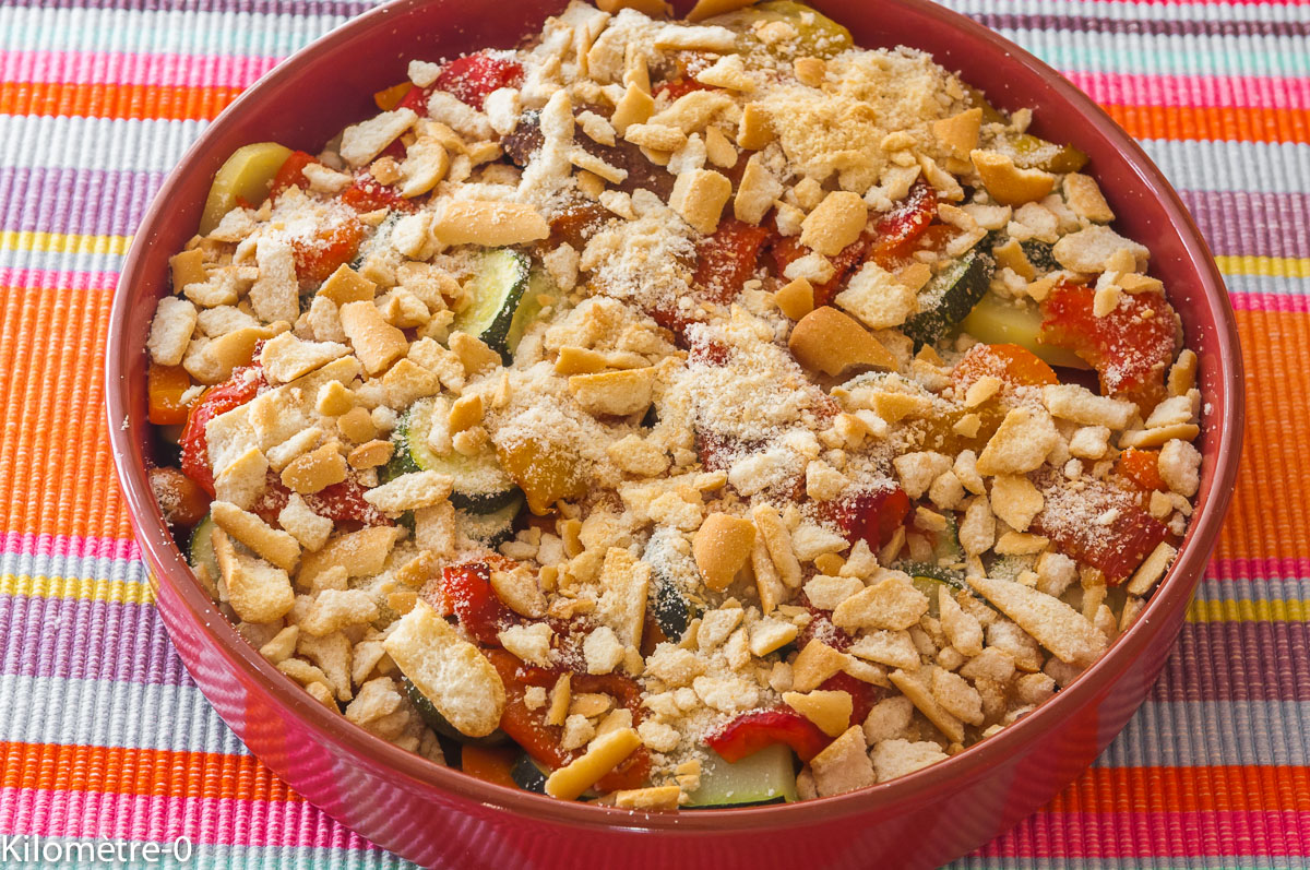 Photo de recette de crumble aux légumes d'été de Kilomètre-0, blog de cuisine réalisée à partir de produits locaux et issus de circuits courts