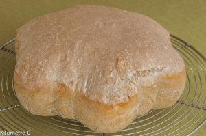 Photo de recette de pain tradition de Kilomètre-0, blog de cuisine réalisée à partir de produits locaux et issus de circuits courts