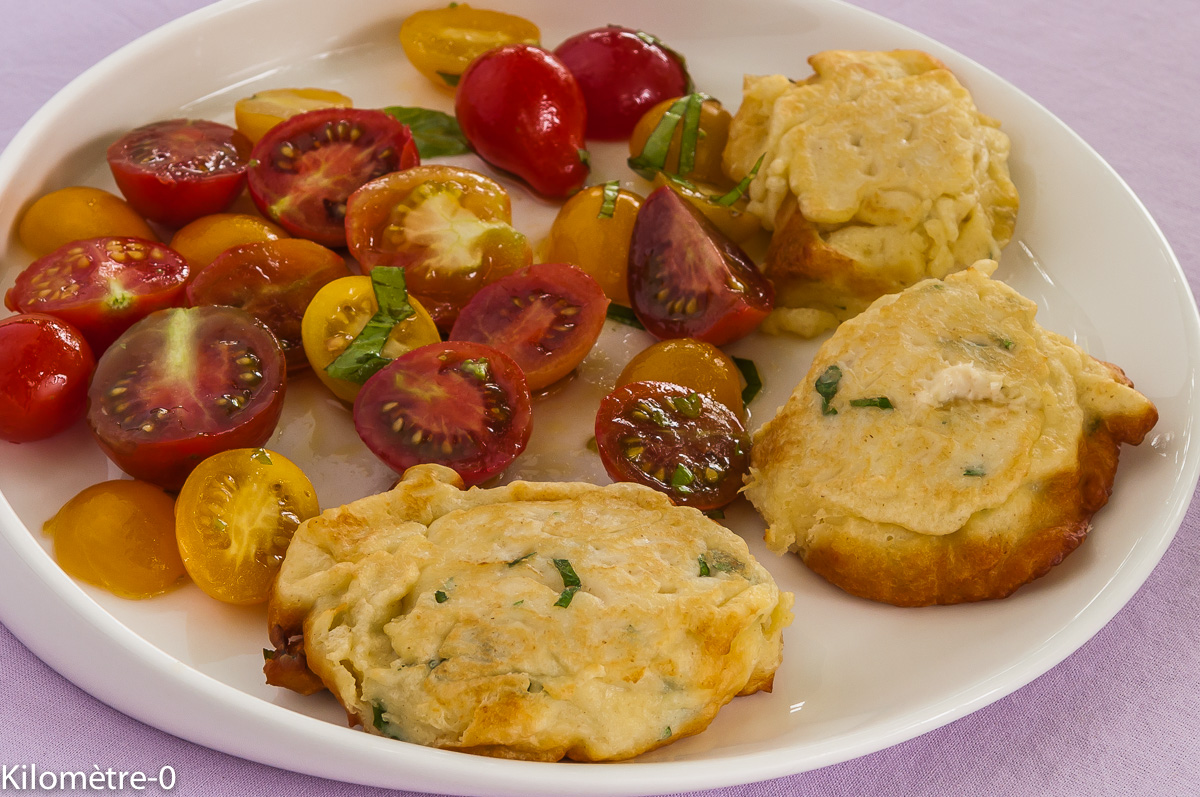 Photo de recette de fritelle ricotta tomates cerises facile rapide léger de Kilomètre-0, blog de cuisine réalisée à partir de produits locaux et issus de circuits courts