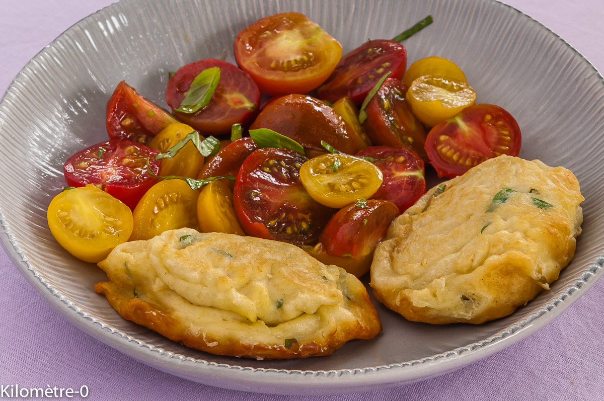 Photo de recette de fritelle ricotta tomates cerises facile rapide léger de Kilomètre-0, blog de cuisine réalisée à partir de produits locaux et issus de circuits courts