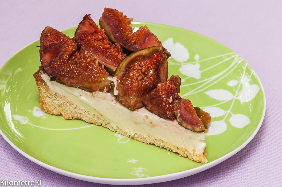 Photo de recette de tarte yaourt figues facile, légère, rapide de Kilomètre-0, blog de cuisine réalisée à partir de produits locaux et issus de circuits courts