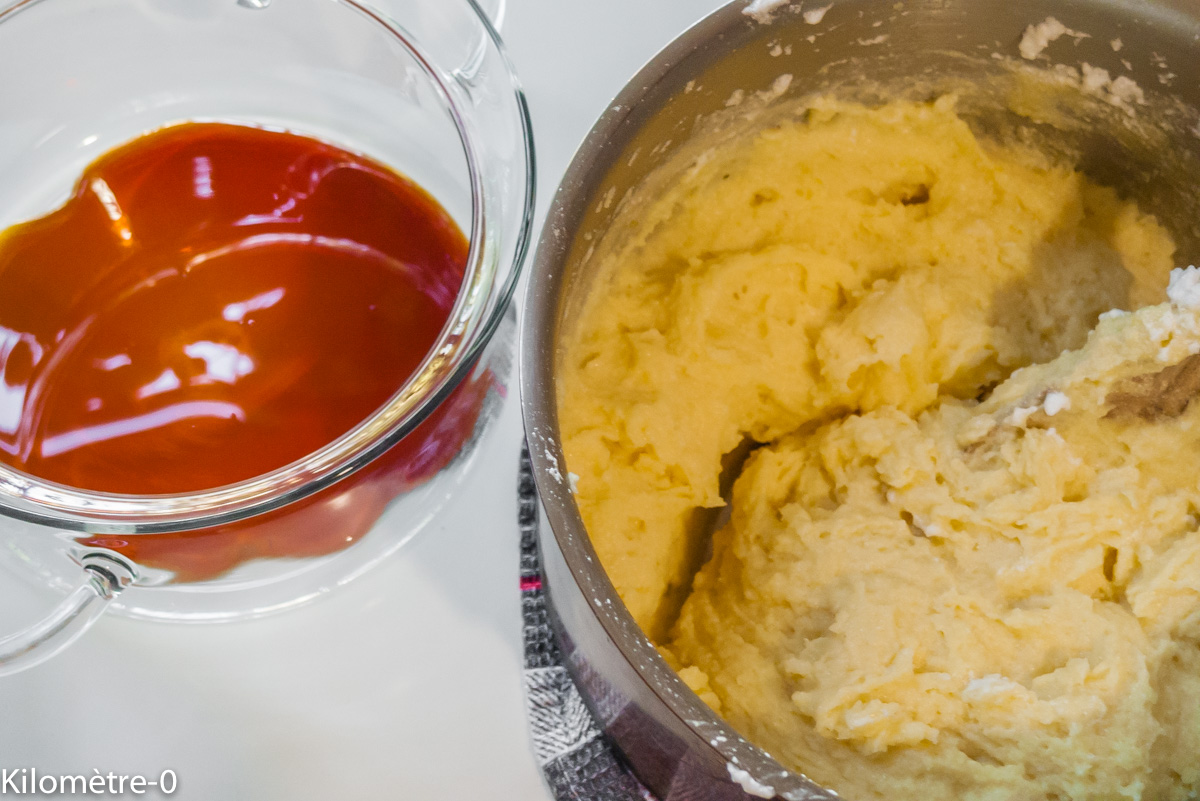 Photo de recette de gâteau de semoule aux prunes facile, rapide, bio de Kilomètre-0, blog de cuisine réalisée à partir de produits locaux et issus de circuits courts