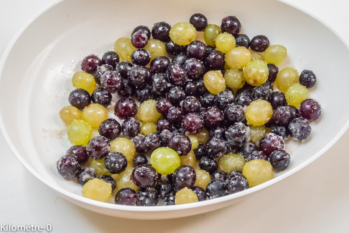 Photo de recette de raisins frais, raisins blancs, raisins noirs