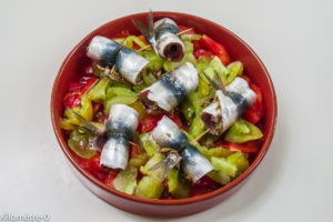 Photo de recette de roulés de sardines aux tomates rapide, léger, facile de Kilomètre-0, blog de cuisine réalisée à partir de produits locaux et issus de circuits courts