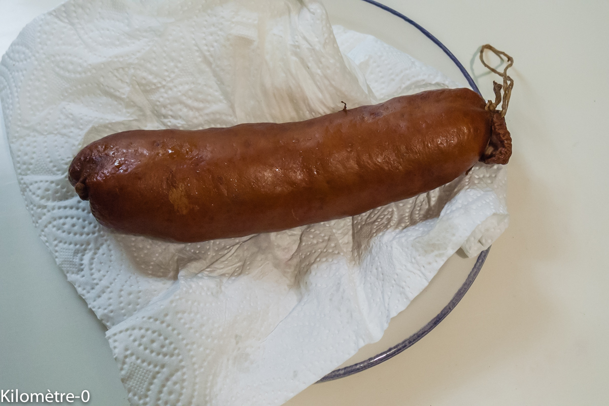 Photo de recette de saucisse de Morteau facile, rapide de Kilomètre-0, blog de cuisine réalisée à partir de produits locaux et issus de circuits courts