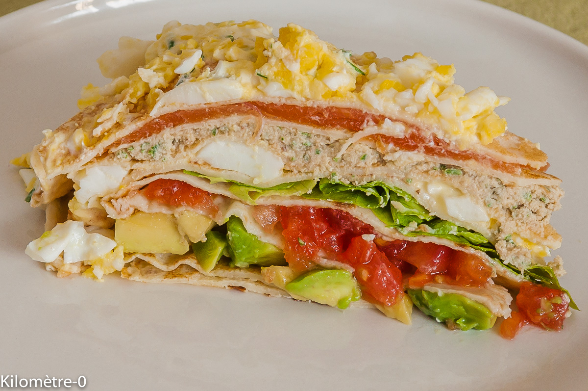 Photo de recette de gâteau de crêpes au saumon, thon, crudités, beau, fête de Kilomètre-0, blog de cuisine réalisée à partir de produits locaux et issus de circuits courts