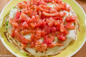 Photo de recette de gâteau de crêpes au saumon, thon, crudités, beau, fête de Kilomètre-0, blog de cuisine réalisée à partir de produits locaux et issus de circuits courts