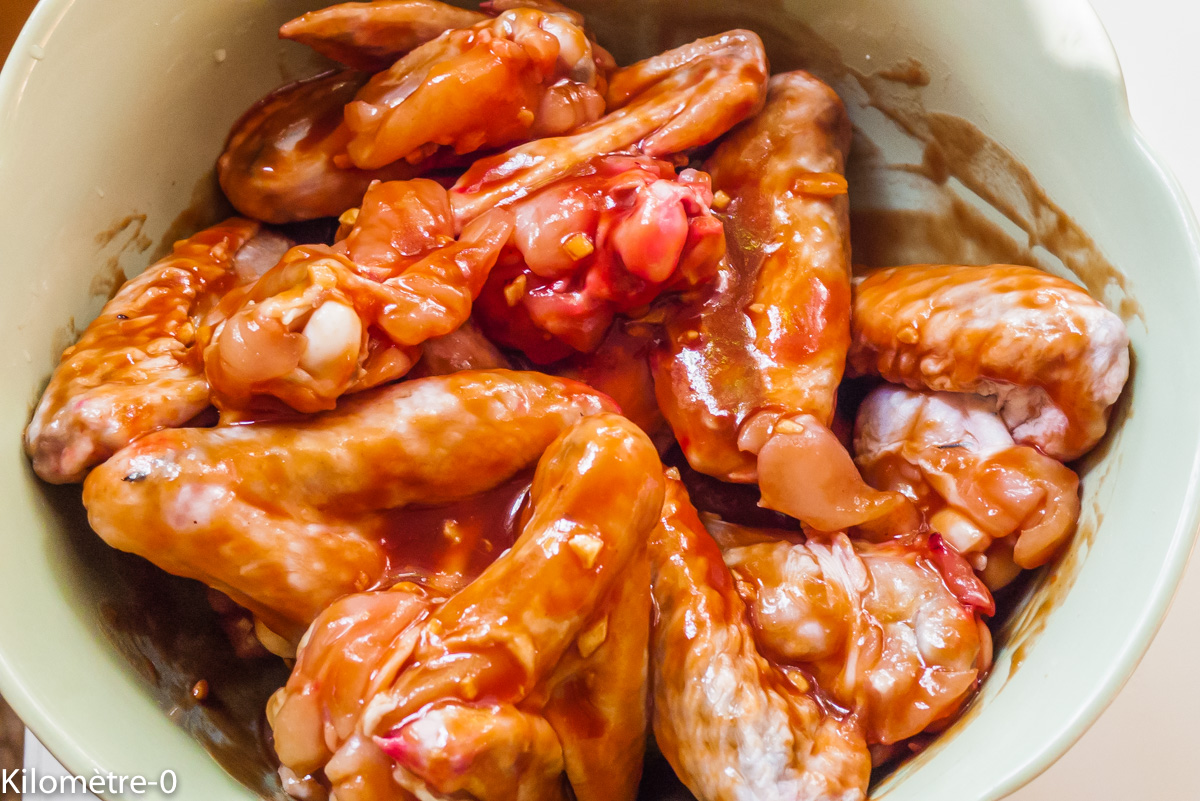Photo de recette de apéro, ailes marinées, poulet mariné, pilons marinés, facile, rapide de Kilomètre-0, blog de cuisine réalisée à partir de produits locaux et issus de circuits courts