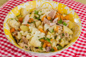 Photo de recette de salade, porc, viande,  jarret de porc, carottes, pomme de terre, chou fleur, facile, bio, rapide, léger, économique de Kilomètre-0, blog de cuisine réalisée à partir de produits locaux et issus de circuits courts
