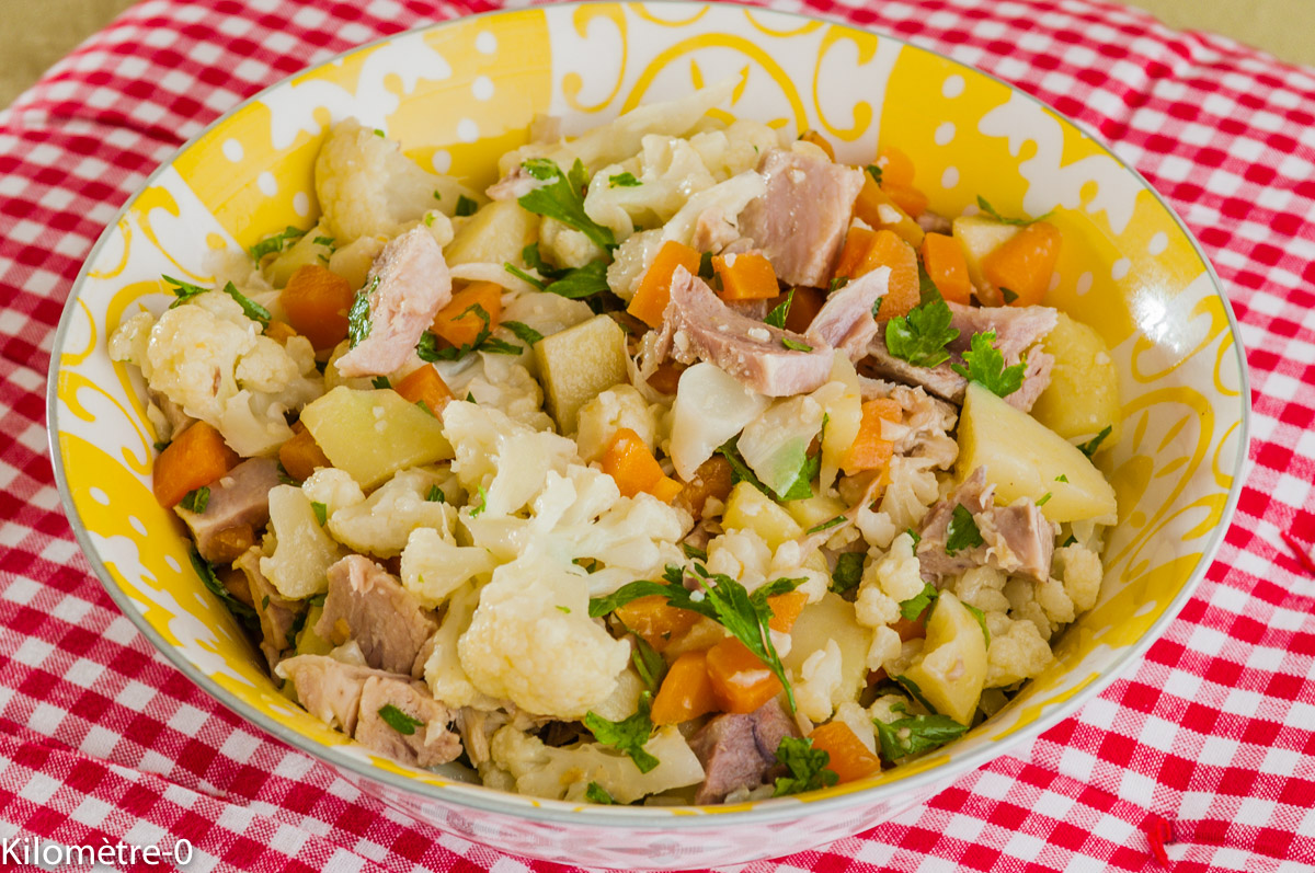 Salade De Jarret De Porc Aux Carottes Chou Fleur Et Pommes De Terre