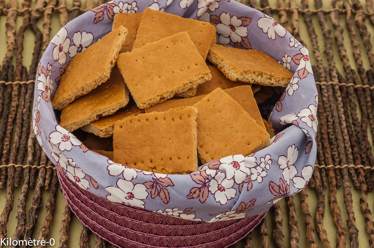 Photo de recette de gâteau sec, graham crackers, cheesecake, facile, rapide, bioKilomètre-0, blog de cuisine réalisée à partir de produits locaux et issus de circuits courts