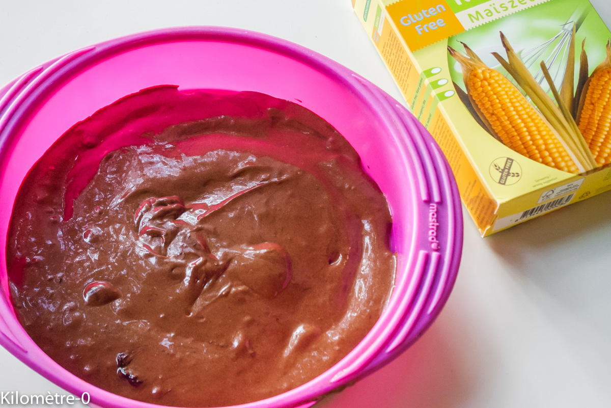 Photo de recette de gâteau croustillant au chocolat, poires, facile, rapide, bio, léger, beau, anniversaire deKilomètre-0, blog de cuisine réalisée à partir de produits locaux et issus de circuits courts