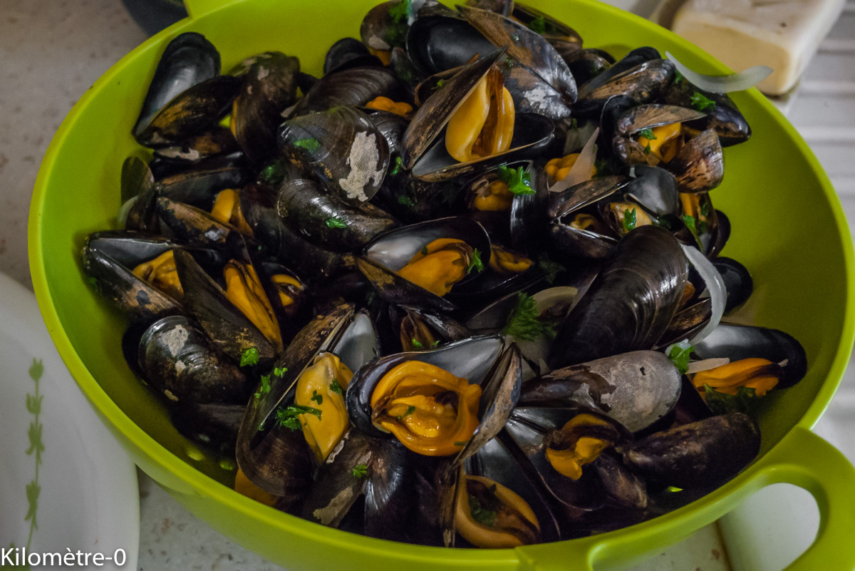 Photo de recette de moules, facile, cèpes, rapide, léger, simple, salade, Kilomètre-0, blog de cuisine réalisée à partir de produits locaux et issus de circuits courts