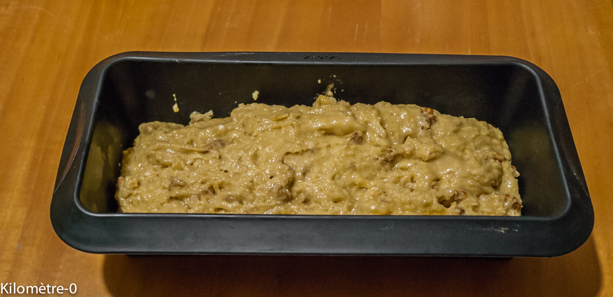 Photo de recette de cake, noix, épices, facile, rapide, léger, bio de Kilomètre-0, blog de cuisine réalisée à partir de produits locaux et issus de circuits courts