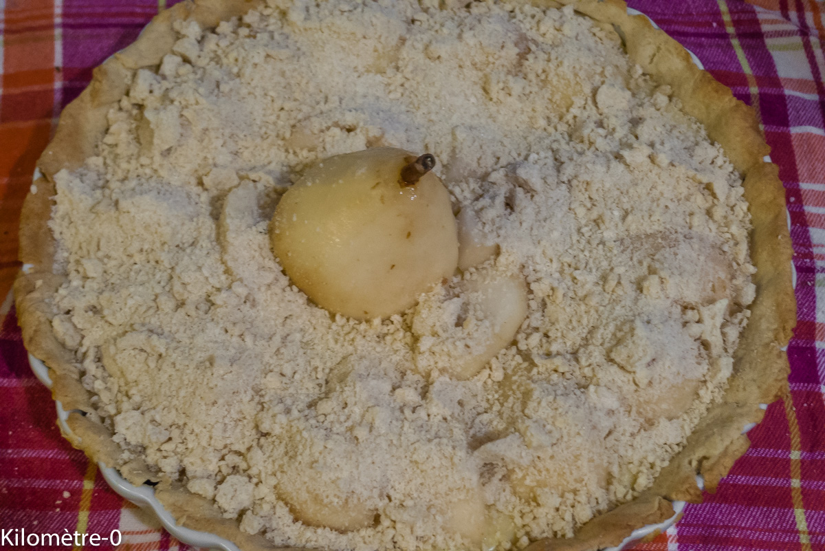 Photo de recette de streusel facile, tarte poires, légère, rapide, bio de Kilomètre-0, blog de cuisine réalisée à partir de produits locaux et issus de circuits courts