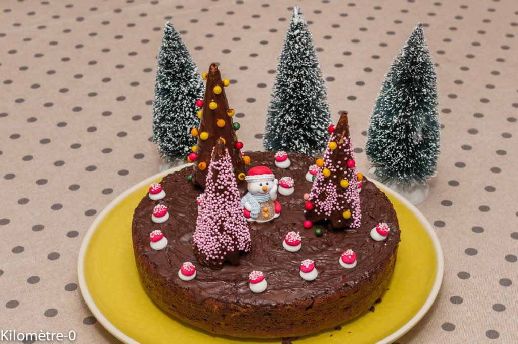 Photo de recette de fondant au chocolat, Noël, rigolo, original,enfant, beau gâteau de Noël, léger, rapide, facile, Kilomètre-0, blog de cuisine réalisée à partir de produits locaux et issus de circuits courts