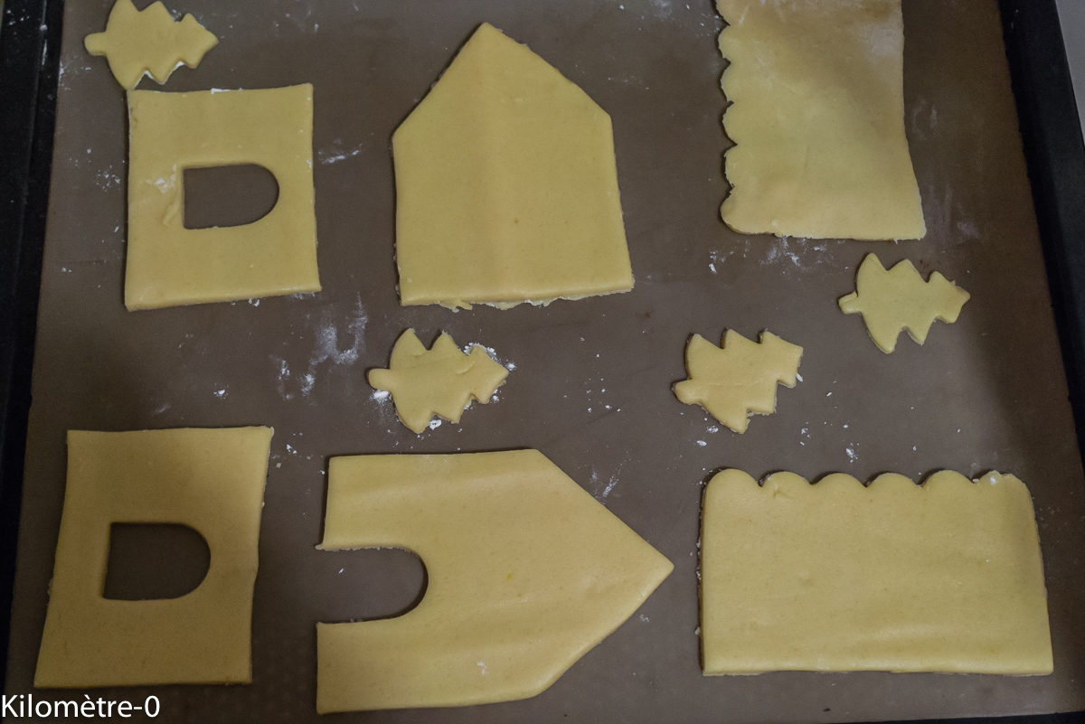 Photo de recette de maison gingerbread, enfant, Noël, original, Kilomètre-0, blog de cuisine réalisée à partir de produits locaux et issus de circuits courts