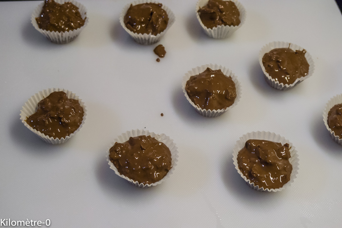 Photo de recette de bouchées au chocolat, chocolat de Noël, chocolat maison, facile, rapide de Kilomètre-0, blog de cuisine réalisée à partir de produits locaux et issus de circuits courts