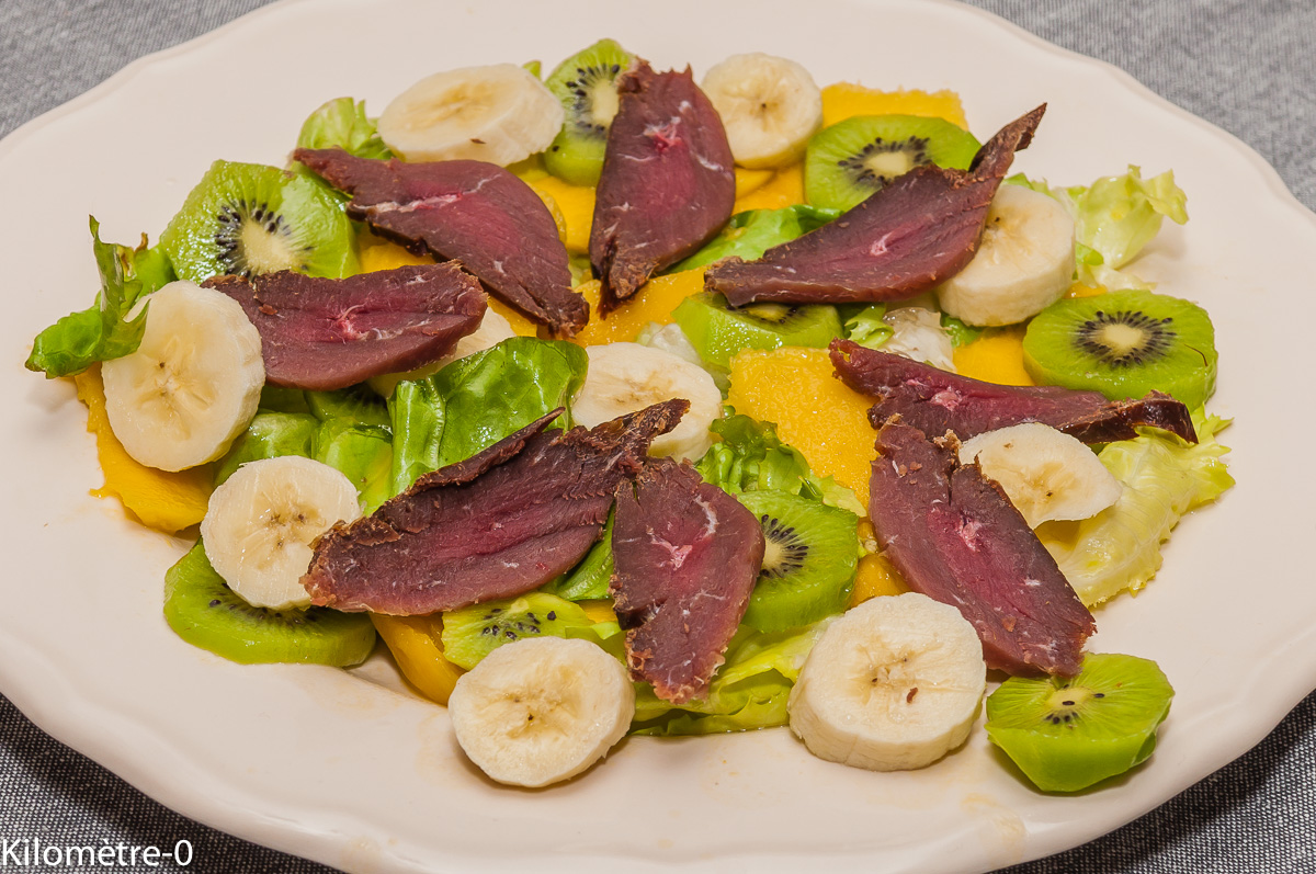 Salade De Magrets De Canard Seche Aux Kiwis Mangue Et Banane